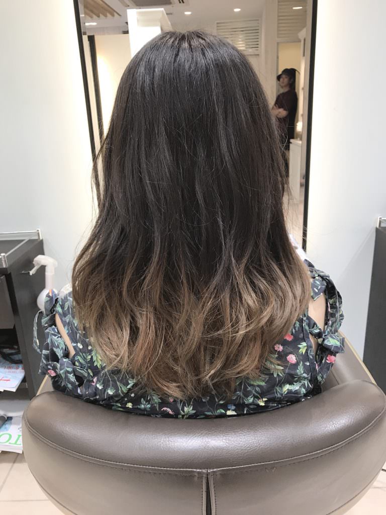 タングルティーザーで時短グラデーションカラー