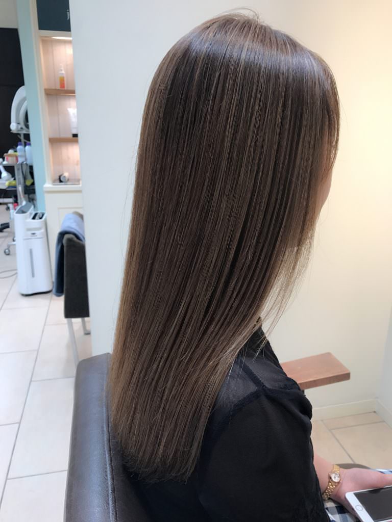 【ベビーライツ】極細ハイライトでおしゃれにハイトーンカラー