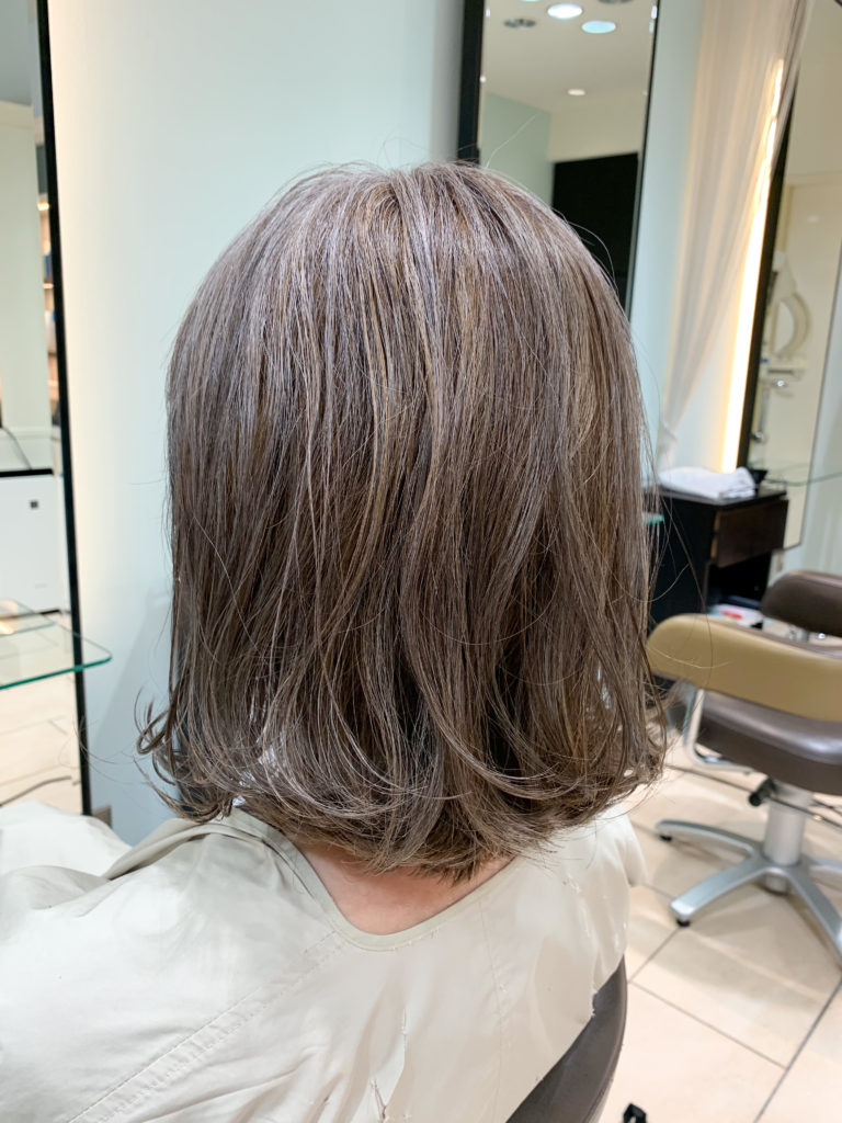 【カラーブレンディング】白髪染めに見えない白髪染め！！お客様の実例あり