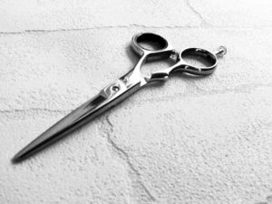 ヘアカットを失敗した。。。そんな経験のある方はドライカットがおすすめ!!